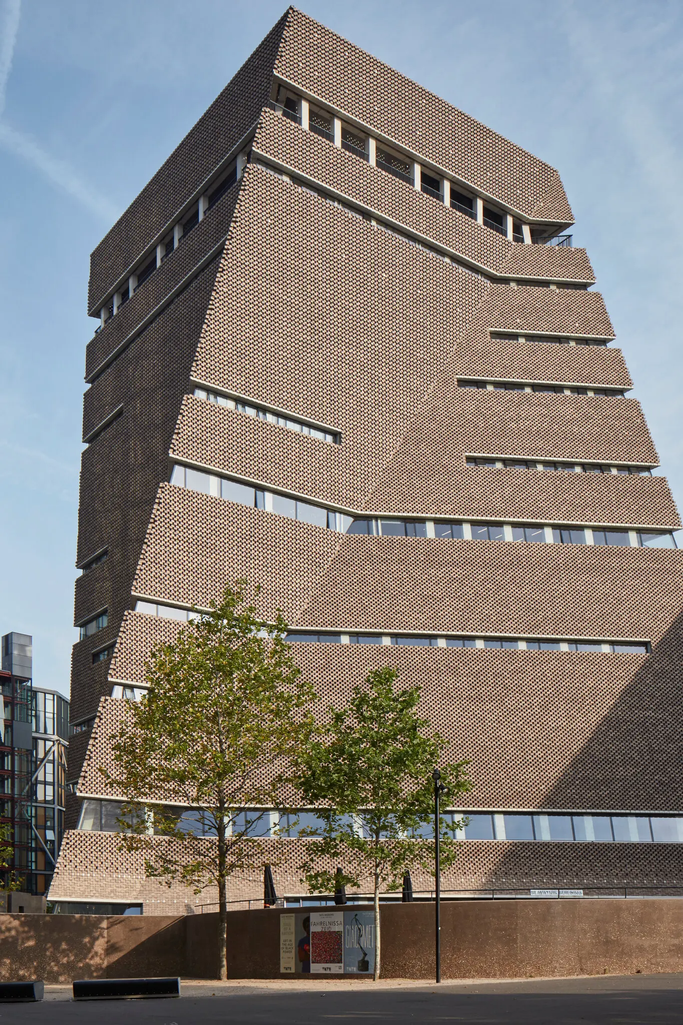 Тейт Модерн: музей століття, який змінив уявлення про мистецтво